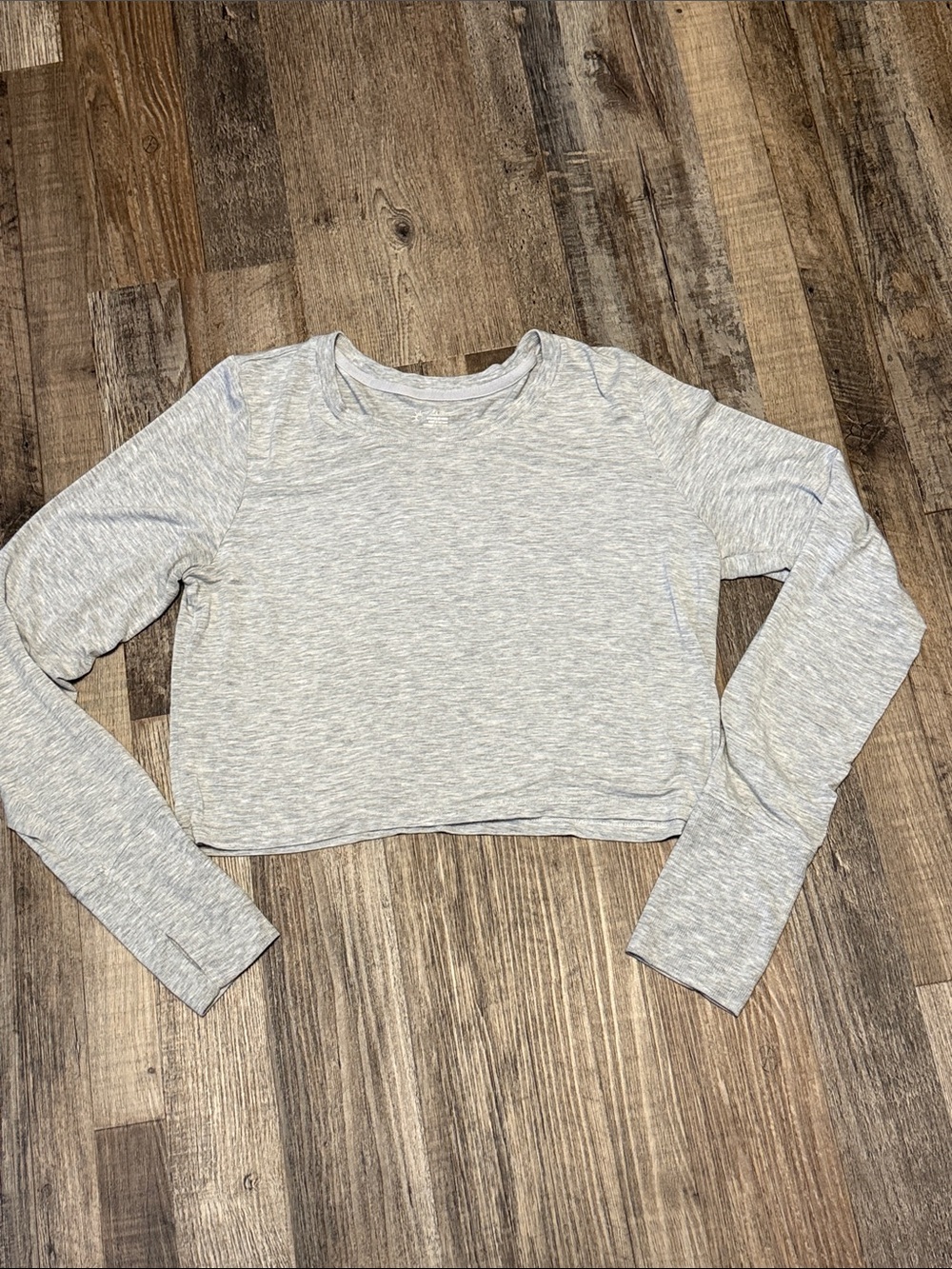 OFFLINE by Aerie Cropped Grey Long Sleeve Top Women’s Size Large